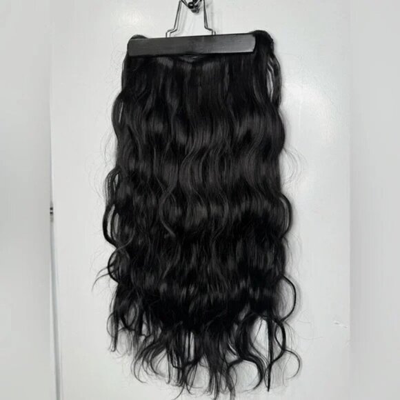 U Shaped Black Wavy One Piece Thick Clip in Hair Extension Piece 22 In long - Picture 4 of 4